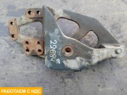 Кронштейн крепления передней рессоры правый