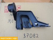 Петля решетки радиатора левая